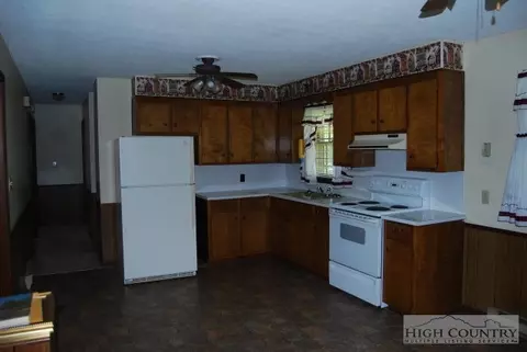 63 Luther St, Sparta, NC 28675 photo 21