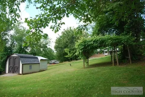 63 Luther St, Sparta, NC 28675 photo 14