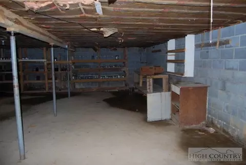 63 Luther St, Sparta, NC 28675 photo 7
