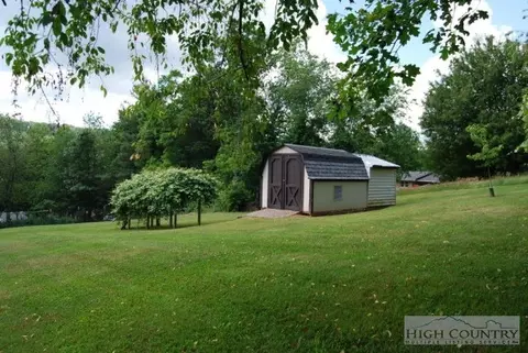 63 Luther St, Sparta, NC 28675 photo 15