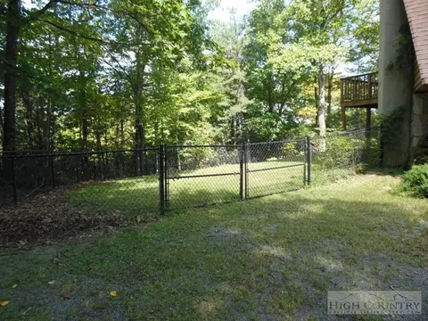 184 Hemlock Dr, Ennice, NC 28623 photo 12
