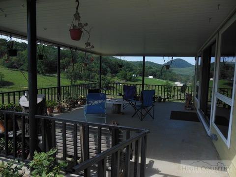 371 Harold Rd, Sparta, NC 28675 photo 2