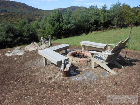 40 Hickory View Dr, Sparta, NC 28675 photo 5