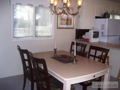 70 Ridge Rd, Roaring Gap, NC 28668 photo 9
