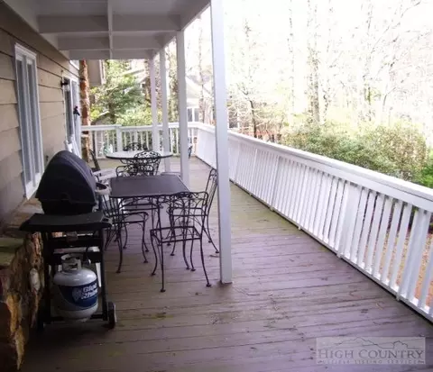 70 Ridge Rd, Roaring Gap, NC 28668 photo 4
