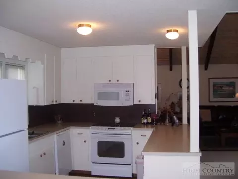 70 Ridge Rd, Roaring Gap, NC 28668 photo 24