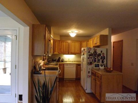 800 Hidden Valley Ln, Independence, VA 24348 photo 24