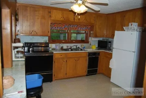 1698 Dewitt Rd, Sparta, NC 28675 photo 30