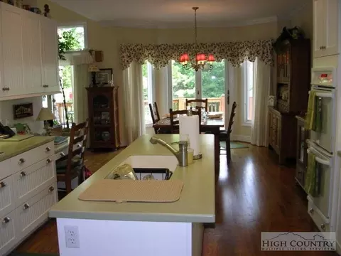 509 Troon Ave, Roaring Gap, NC 28668 photo 13