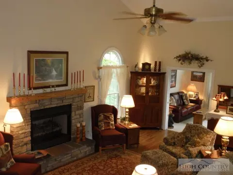 509 Troon Ave, Roaring Gap, NC 28668 photo 2