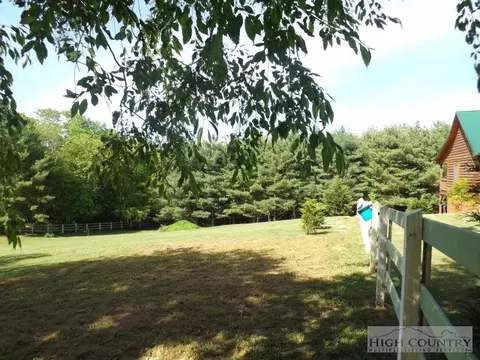 143 Cahn Rd, Sparta, NC 28675 photo 2