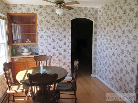58 Edmonds Rd, Ennice, NC 28623 photo 11