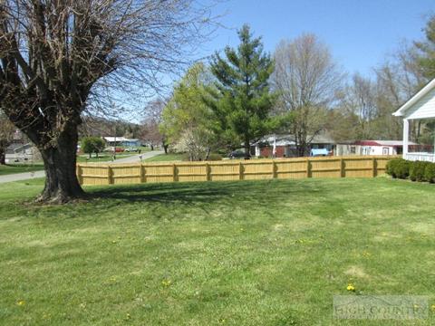 58 Edmonds Rd, Ennice, NC 28623 photo 3