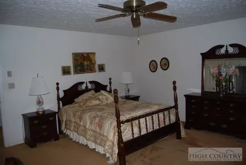 43 River Bend Rd, Sparta, NC 28675 photo 11