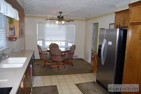 43 River Bend Rd, Sparta, NC 28675 photo 8