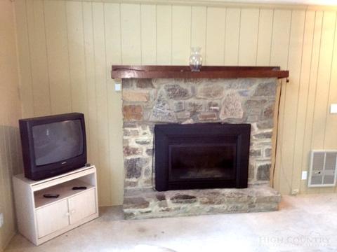 751 Horseshoe Ridge Rd, Deep Gap, NC 28618 photo 12