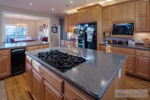 140 Gentry, Boone, NC 28607 photo 23