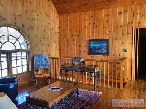 122 Oz Cir, Beech Mountain, NC 28604 photo 7