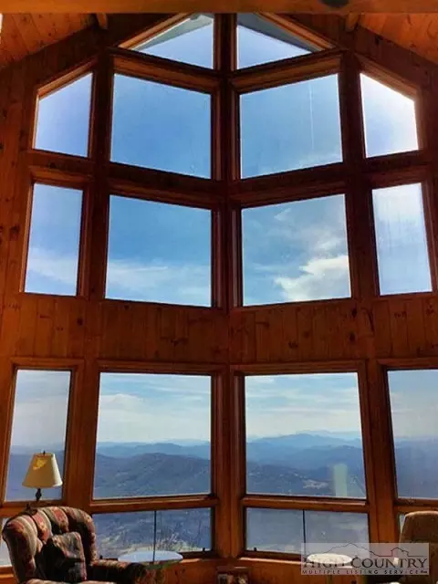 122 Oz Cir, Beech Mountain, NC 28604 photo 17