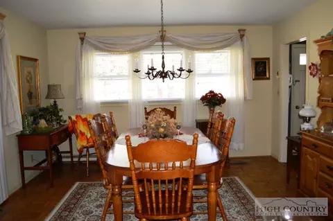 73 Darr St, Sparta, NC 28675 photo 7