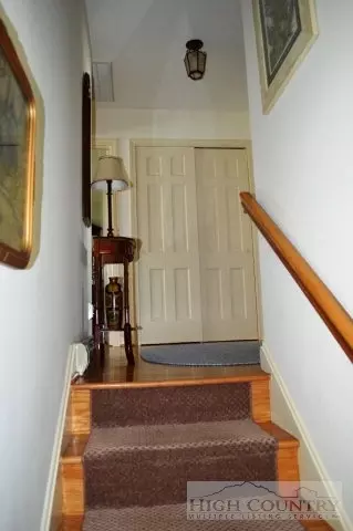 73 Darr St, Sparta, NC 28675 photo 17