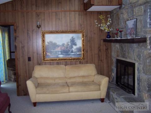 165 Penny Ln, Deep Gap, NC 28618 photo 7
