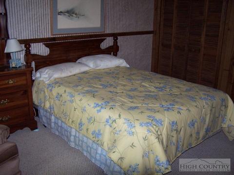 165 Penny Ln, Deep Gap, NC 28618 photo 14