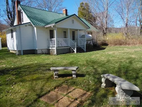 159 Clyde Houck Rd, Todd, NC 28684 photo 12