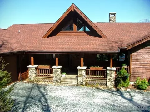 115 Shamrock Ln, Beech Mountain, NC 28604 photo 1
