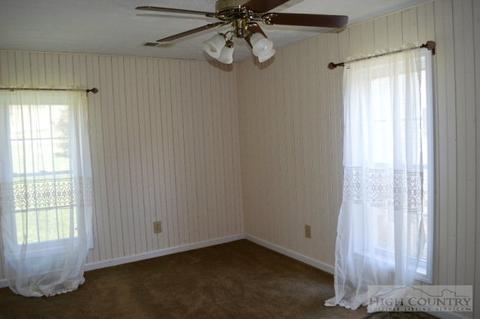 312 Brookfield Rd, Sparta, NC 28675 photo 11