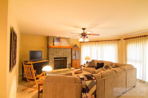219 Apache Ln, Boone, NC 28607 photo 37