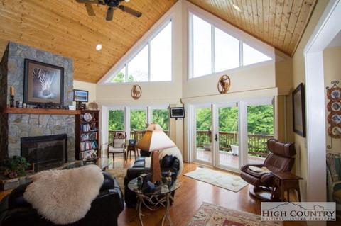 219 Apache Ln, Boone, NC 28607 photo 40