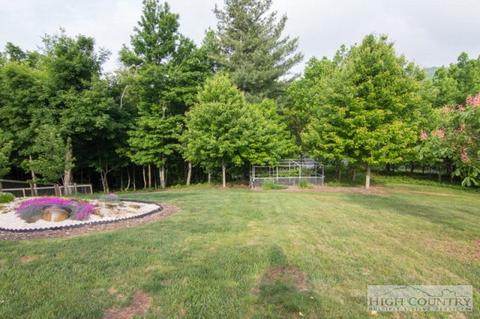 219 Apache Ln, Boone, NC 28607 photo 18