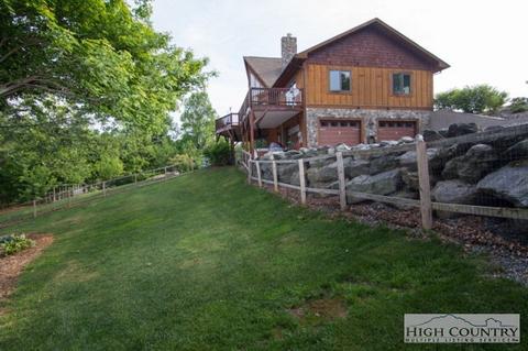 219 Apache Ln, Boone, NC 28607 photo 13