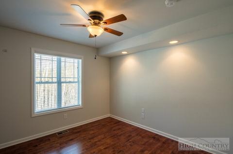 804 Tarleton Cir, Boone, NC 28607 photo 8