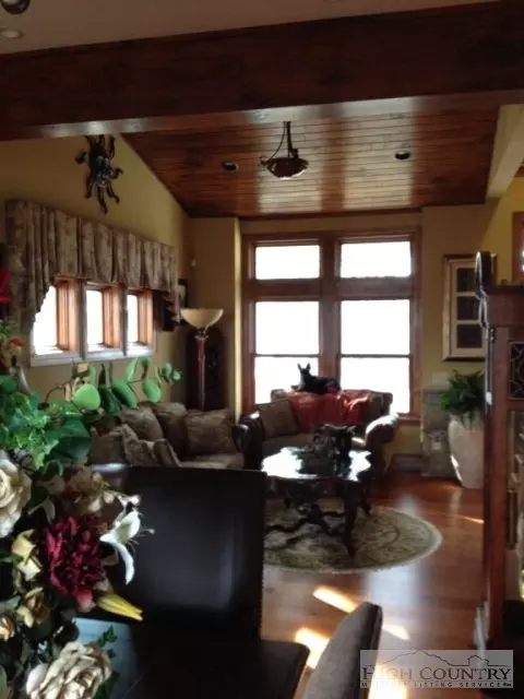 116 Pinnacle Ridge Rd, Beech Mountain, NC 28604 photo 3