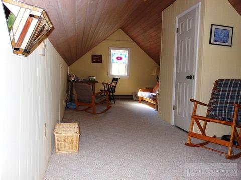 314 Ward Circle Dr, Sparta, NC 28675 photo 10