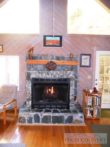 314 Ward Circle Dr, Sparta, NC 28675 photo 11