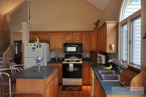 875 Pine Hill Rd, Boone, NC 28607 photo 5