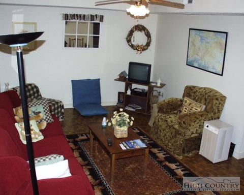 6535 Summit Rd, Purlear, NC 28665 photo 6