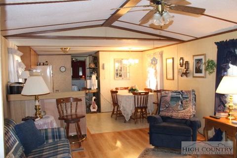 160 Pine Dr, Lansing, NC 28643 photo 9