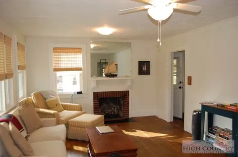 153 Summit, Boone, NC 28607 photo 2