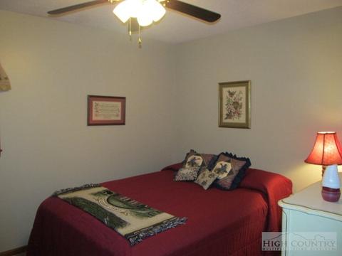 334 Allison Ln, Sparta, NC 28675 photo 13