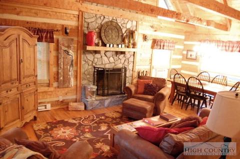 279 Streamside Ln, Seven Devils, NC 28604 photo 4