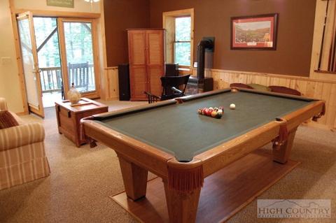 279 Streamside Ln, Seven Devils, NC 28604 photo 5
