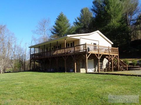 161 Edna Perry Rd, Crumpler, NC 28617 photo 2
