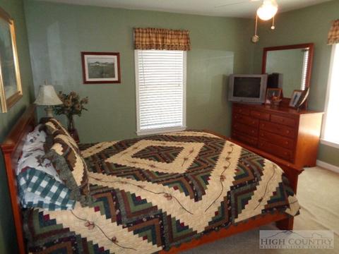 161 Edna Perry Rd, Crumpler, NC 28617 photo 12