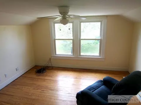 202 Boyd St, Maiden, NC 28650 photo 4