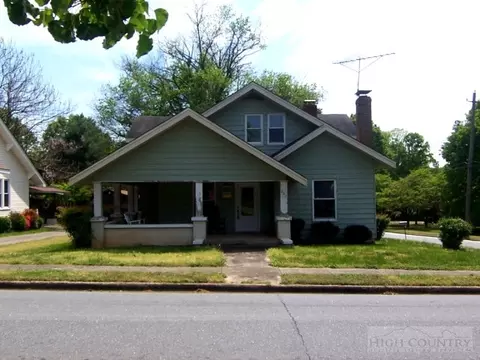202 Boyd St, Maiden, NC 28650 photo 1
