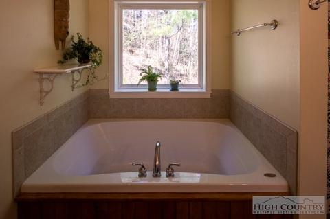 376 Daniel Dr, Boone, NC 28607 photo 11